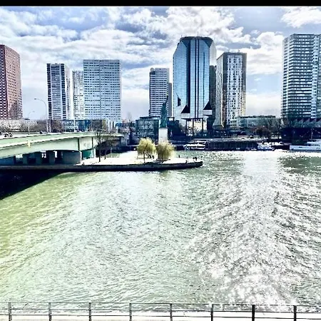 Splendid View Near Eiffel Tower, Apartment Paris