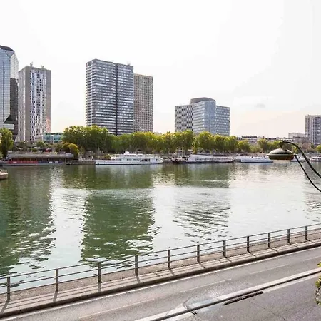 Splendid View Near Eiffel Tower, *